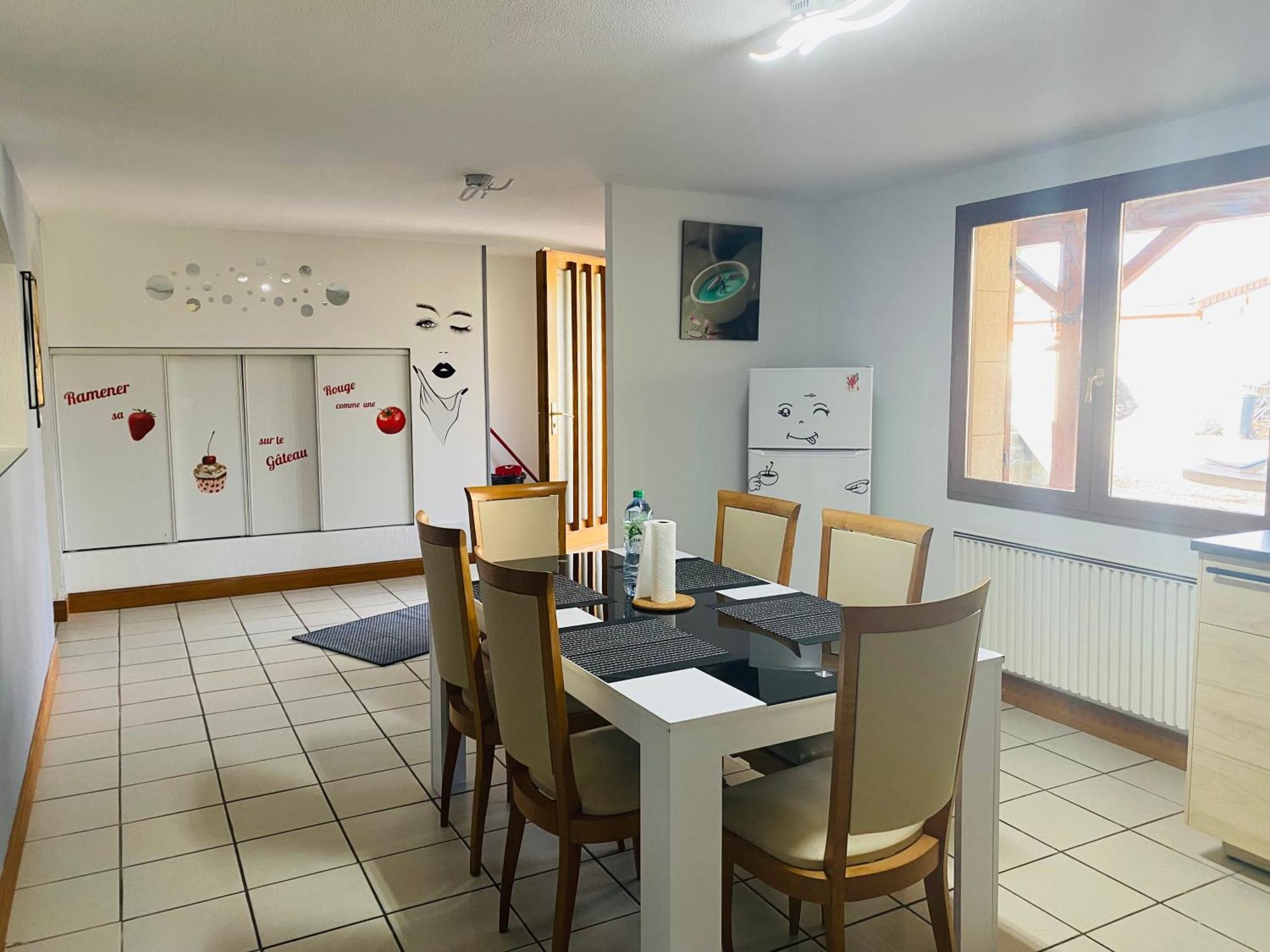 Spacieux Appartement 110M2 Avec Terrasse Privative Beauregard-Vendon Exterior photo